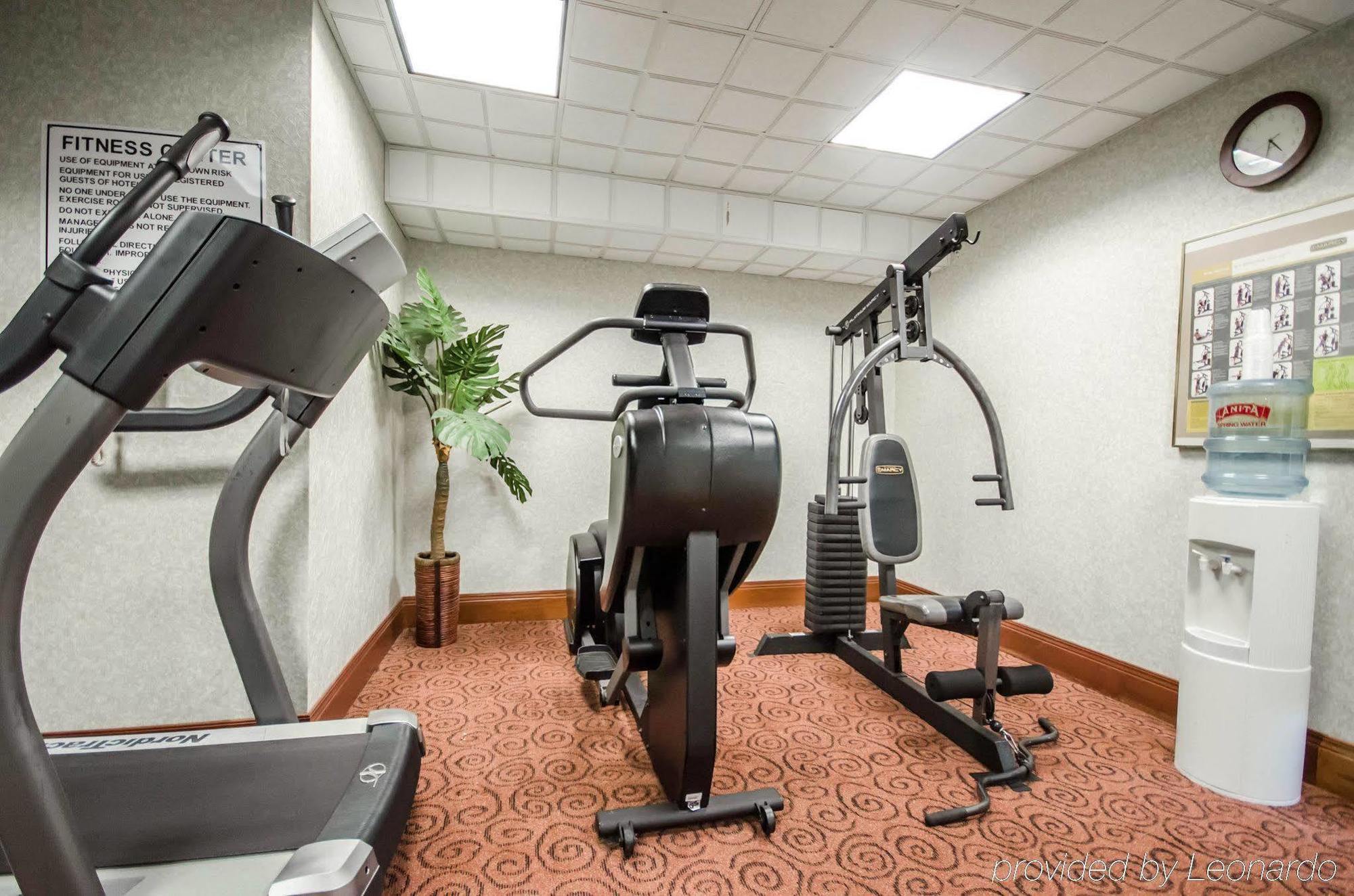 Quality Inn & Suites Sellersburg Екстер'єр фото